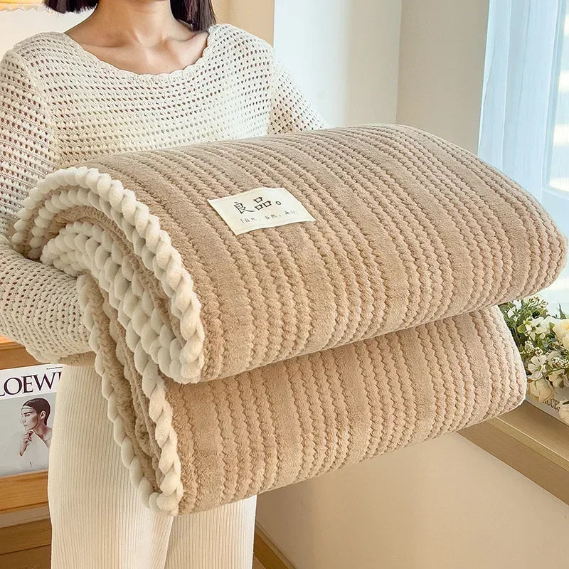 Winter Blanket Thickened Warm Lamb Wool Leisure Blanket Home Warm Soft Bed Cover Office Sofa Lunch Breaking Nap