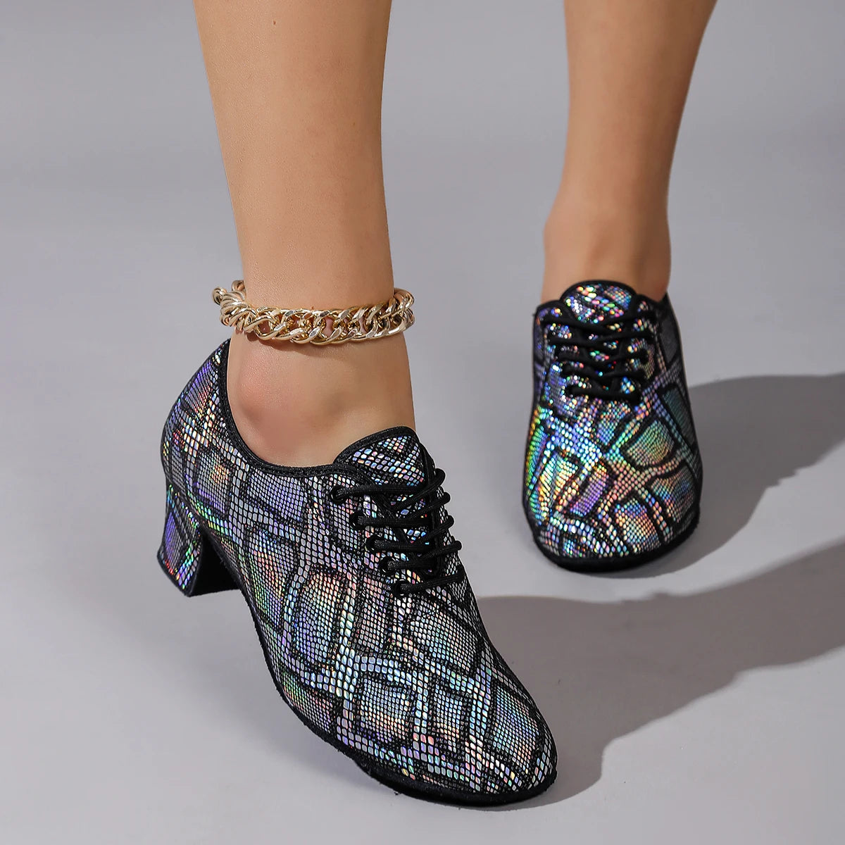 Sneaker Women's Latin Dance Shoes Salsa Ballroom Dancing Shoes Ladies Middle Heel Closed Toe Modern Woman Tango Dance Shoes