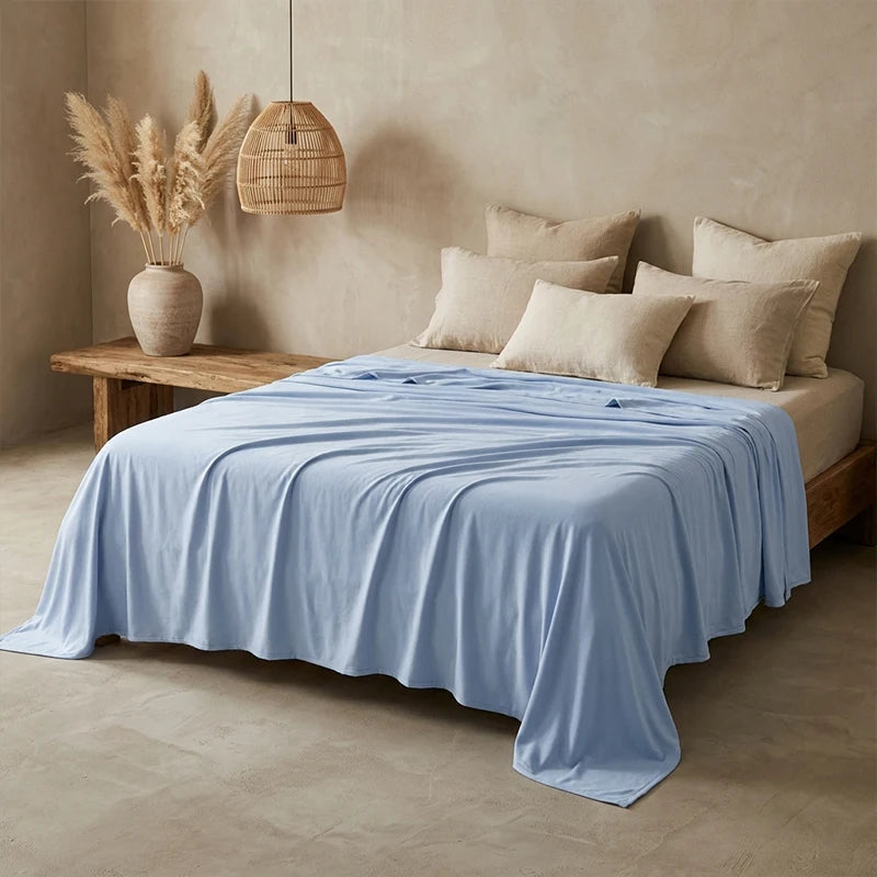 Lightweight Ice Silk Cooling Blanket Air Condition Comforter for Summer Pure Color Lightweight and Smooth Twin/King Size Cold