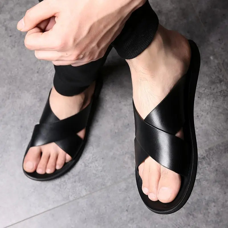 Men Sandals Slippers Genuine Leather Luxury Fashion New Men's Flat Shoes Casual Non-Slip Beach Sandals For Men Zapatos Hombre