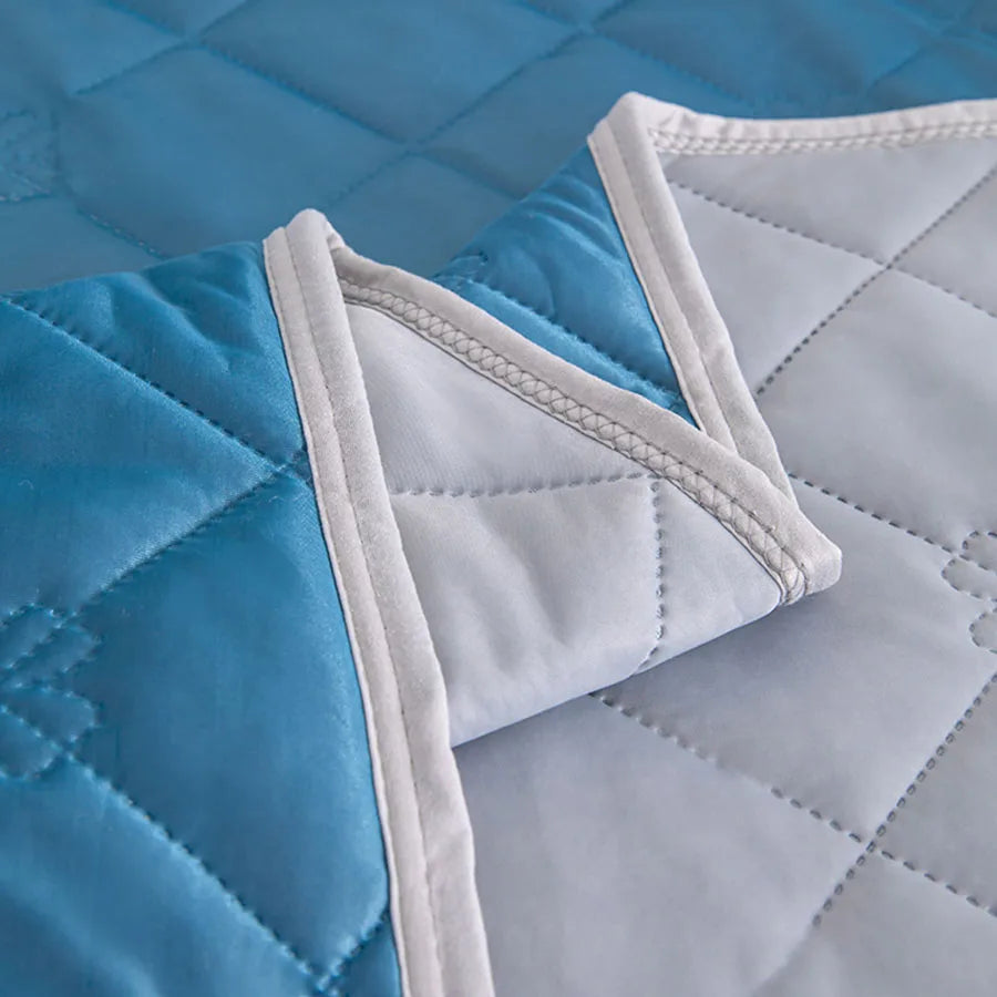 Ultra-Soft Summer Cooling Blanket - Lightweight, Breathable ,Easy Care Cooling Blanket For Hot Sleepers Cooling Thin Quilt