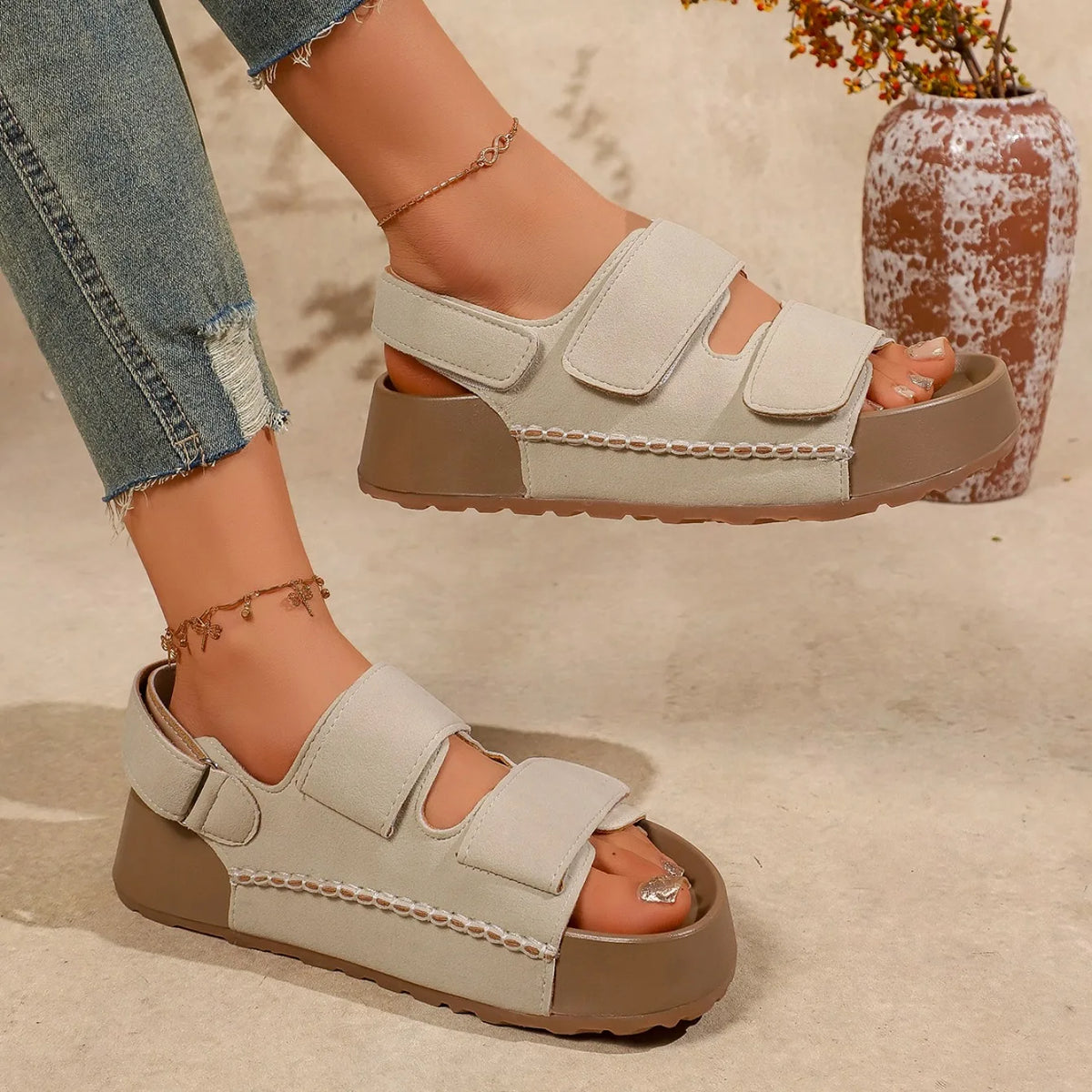 Fashion Women Sandals Summer New Simple Round Toe Non Slip Thick Sole Female Shoes Comfort Wear Resistant Soft Sole Sandals
