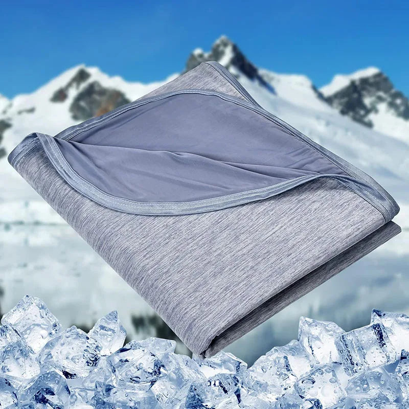 Cooling Summer Blanket for Hot Sleepers Lightweight Cold Thin Blanket for Sleeping,Hot Flashes Night Sweats,Soft Blanket for Bed