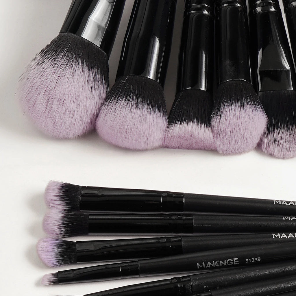MAANGE 18PCS Professional Makeup Brushes Set with 1PCS Powder Puff Soft Detail Foundation Contour Blush Brush Beauty Tools