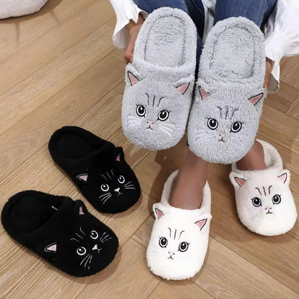 Women's Cartoon Cat Plush Slippers Cozy Winter Bedroom House Shoes with Non-Slip Soft Sole for Indoor Comfort Home Warm Shoes