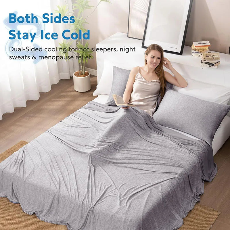 Cooling Summer Blanket for Hot Sleepers Lightweight Cold Thin Blanket for Sleeping,Hot Flashes Night Sweats,Soft Blanket for Bed