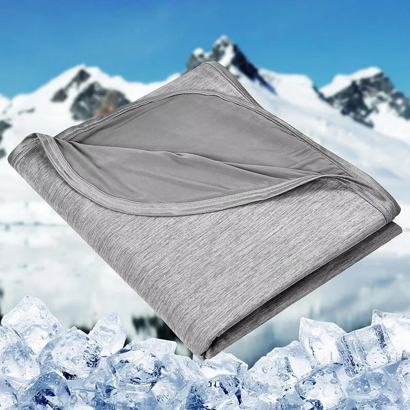Cooling Summer Blanket for Hot Sleepers Lightweight Cold Thin Blanket for Sleeping,Hot Flashes Night Sweats,Soft Blanket for Bed