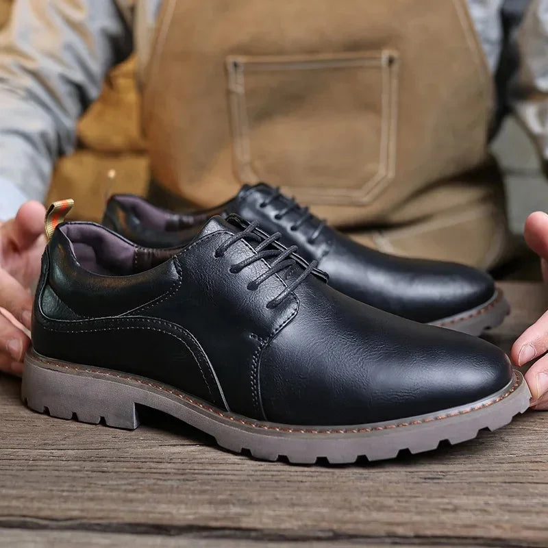 Vintage Men's Leather Shoes Casual Shoe Outdoor Workwear Men's Shoes British Style Single Botines Para Hombres Zapatillas Male
