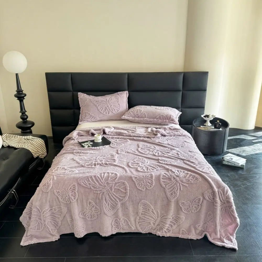 New Double Sided Cooling Blanket Skin-Friendly Cold Effect Conditioning Quilt 3D Butterfly Jacquard Breathable Cooler Quilt