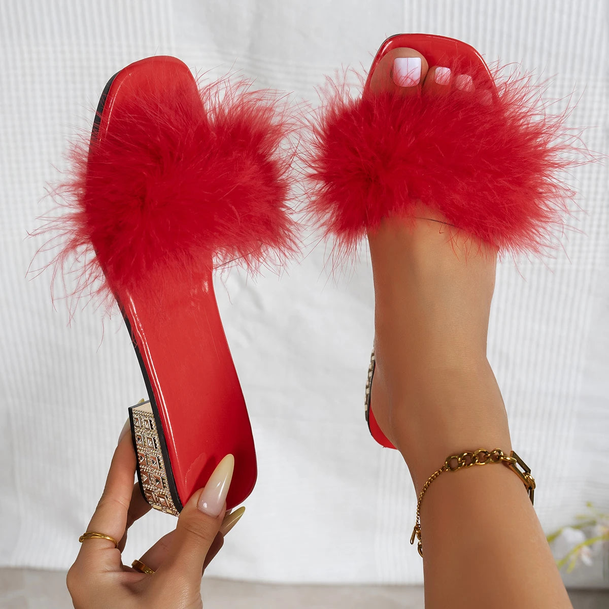 2025 New Women Furry Fashion Sandals Outdoor Summer Retro Wedding Shoes High Heels Sexy Party Women Sandals Zapatos De Mujer