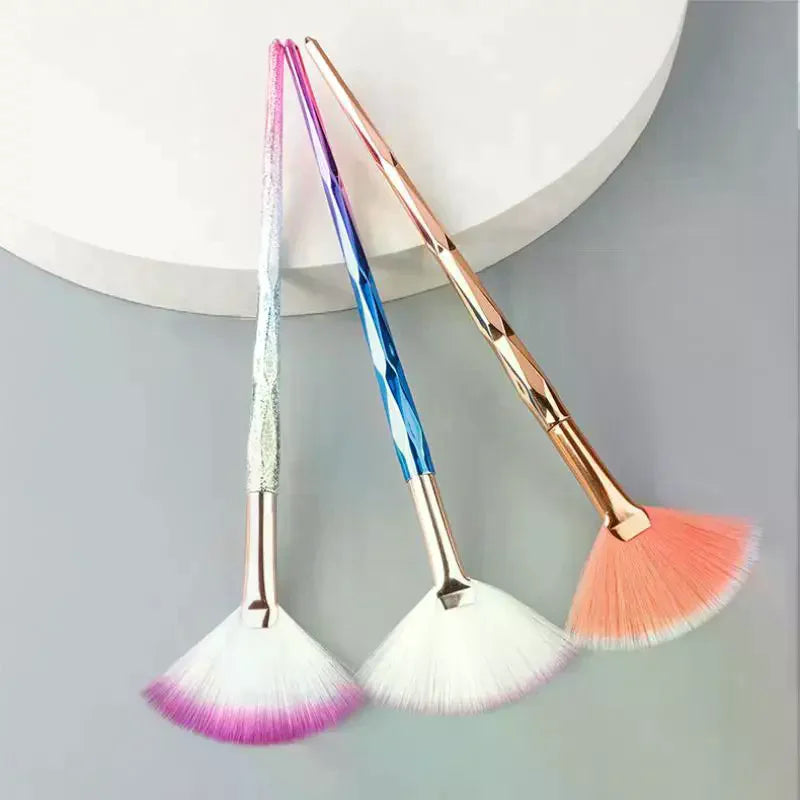 Large Flat Highlight Blush Fan-Shaped Makeup Brush Powder Loose Powder Face Brush Korean Soft Cosy Even Color Tools For Women