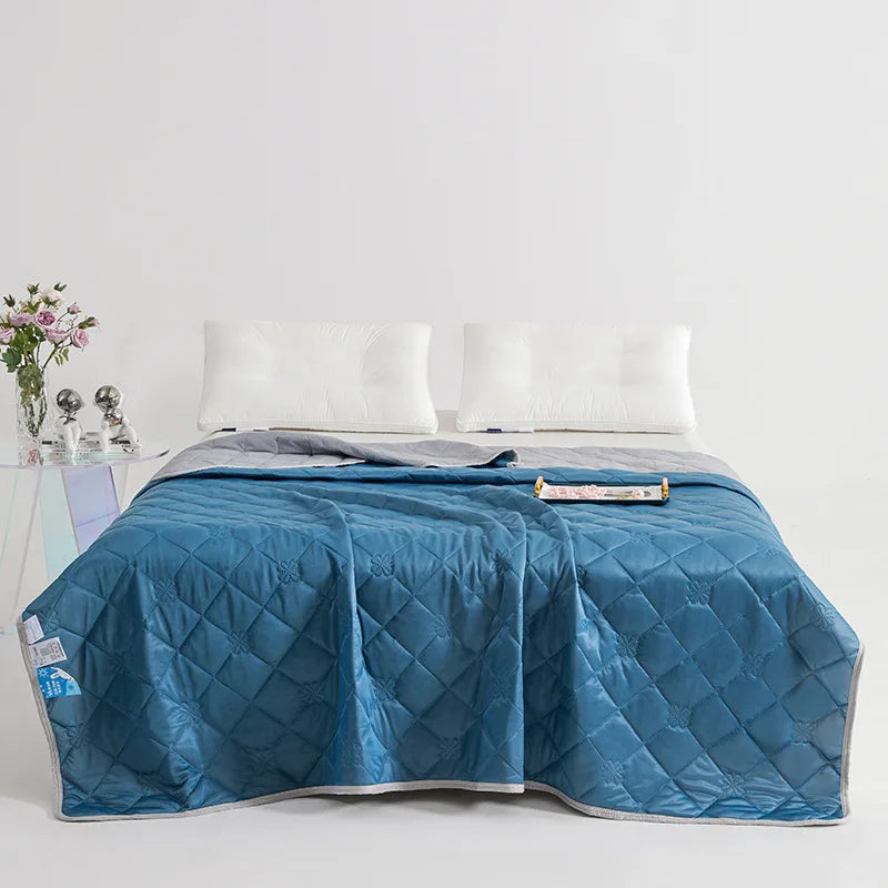 Cooling Summer Blanket for Bed - Lightweight, Breathable ,Easy Care Cooling Blanket For Hot Sleepers Cooling Thin Quilt