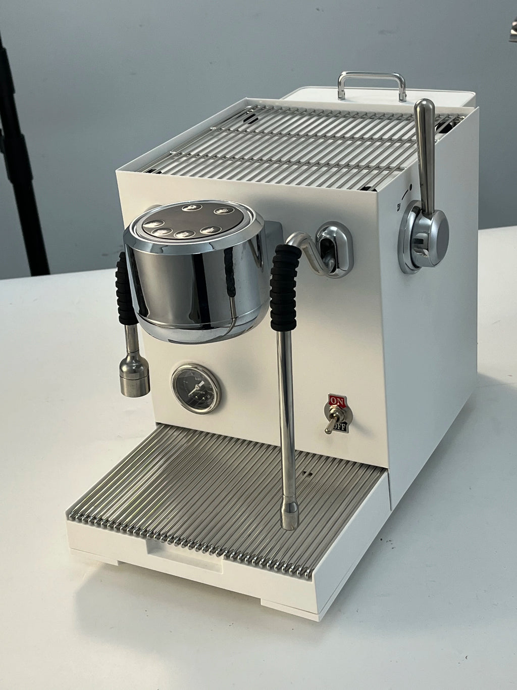 Professional Commercial Espresso Machine Automatic Electric Coffee Maker for Cafe and Restaurant