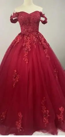 Vestidos Años QuinceañerasBlack Off The Shoulder Quinceanera Dresses Princess Lace Appliques Prom Dress With Train Customized