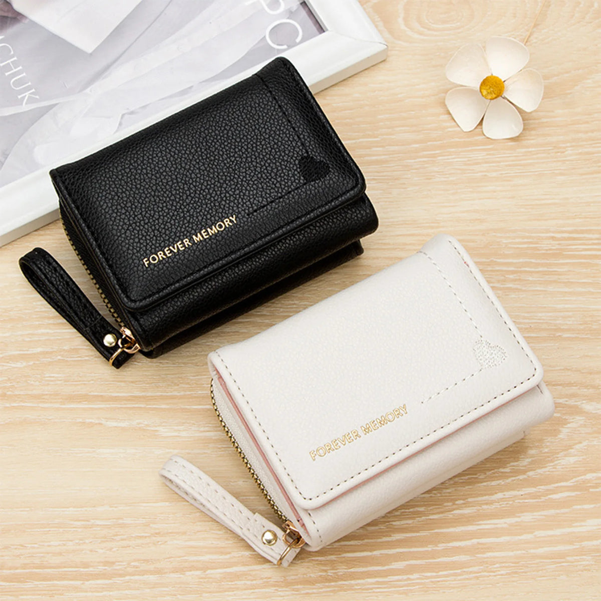 Women Short Tri-fold Wallet with Heart Embroidery Multiple Card Slots Compact Card Holder Lightweight Purse Organizer