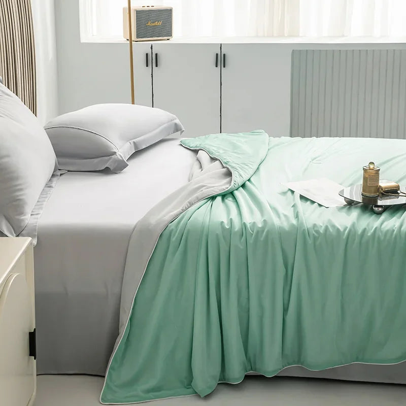 Cold Silky Summer Blanket Cooling Fabric Air Condition Quilt Cool Blankets for Beds Double Side Lightweight Cooled Comforter