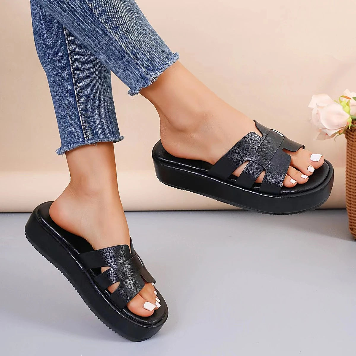 Women Flats Slippers 2024 New Strap Rome Style High Heels Platform Sandals Summer Ladies Slippers Slides Women Zapatos De Mujer