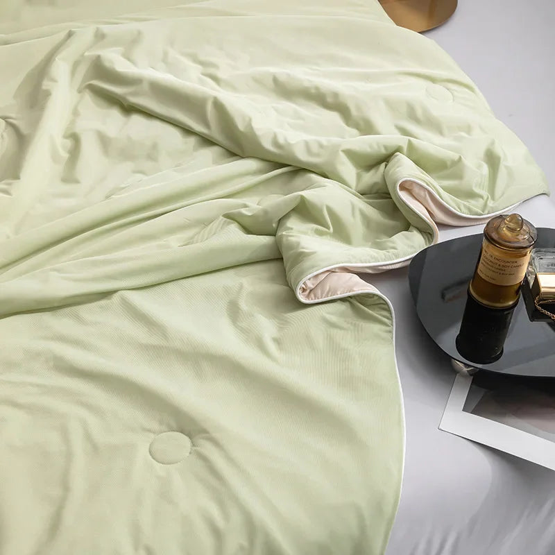 Cold Silky Summer Blanket Cooling Fabric Air Condition Quilt Cool Blankets for Beds Double Side Lightweight Cooled Comforter