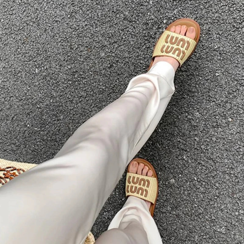 Women's Sandals Summer New Flat Shoes Casual Soft Sole Women's Vacation Fashion Braided Beach Flip Flops Zapatos De Mujer