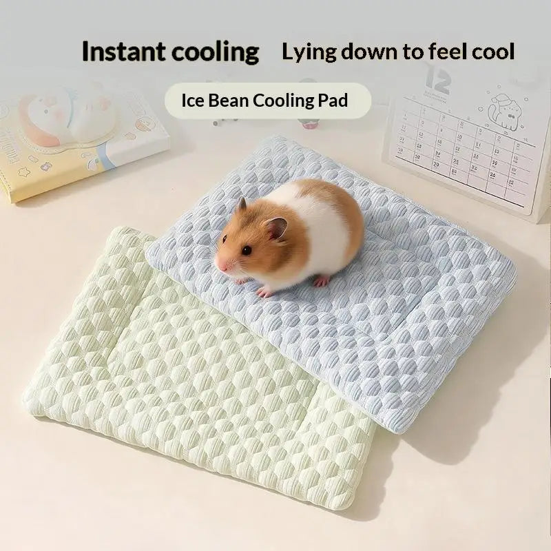 【S】Pet Ice Pad Cool Feeling Mat Breathable Non Slip Summer Dogs Cats Hamsters Small Pets Cool Down Heat Relief Sleeping Nest