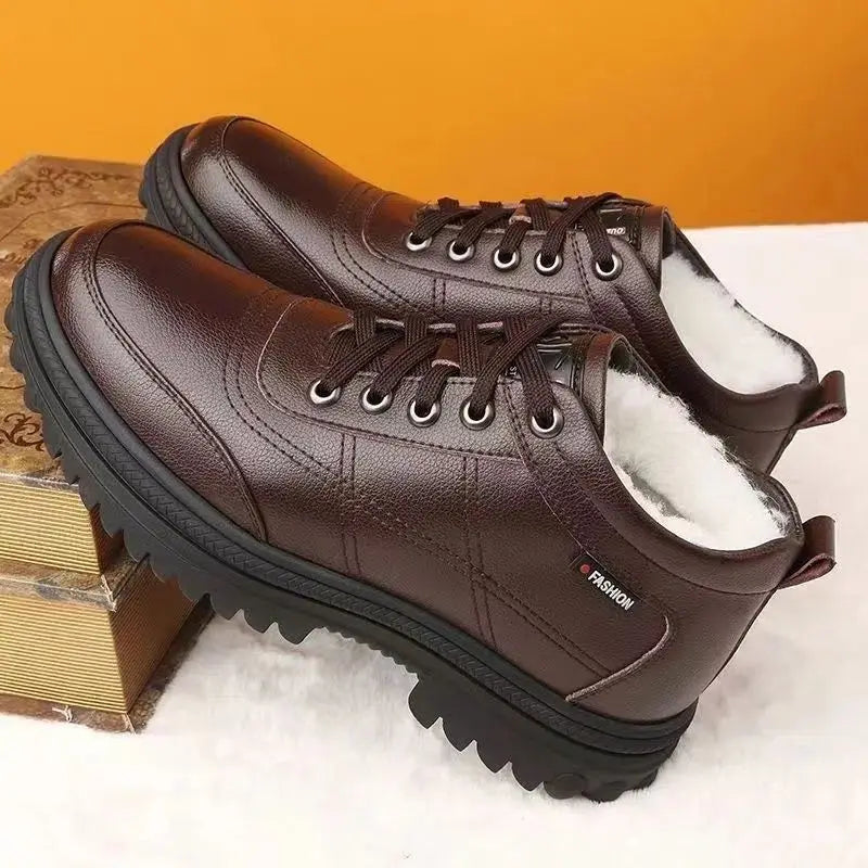 New Winter Men's boots Thickened Versatile Cotton Shoes Casual Padded Snow Boots Male Leather Shoes Outdoors non slip Shoe Botas